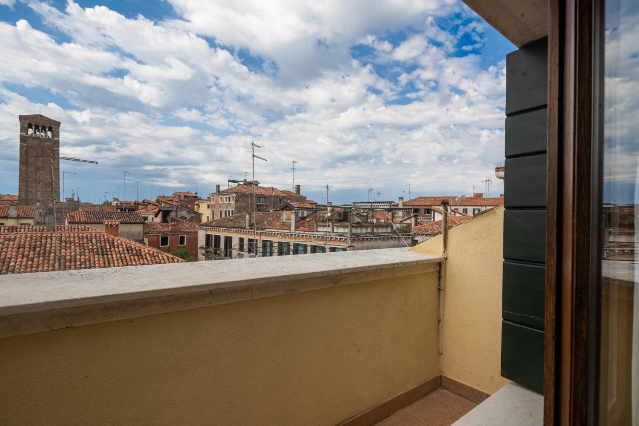 Bright Apartment On Venetian Roofs R&R Zewnętrze zdjęcie